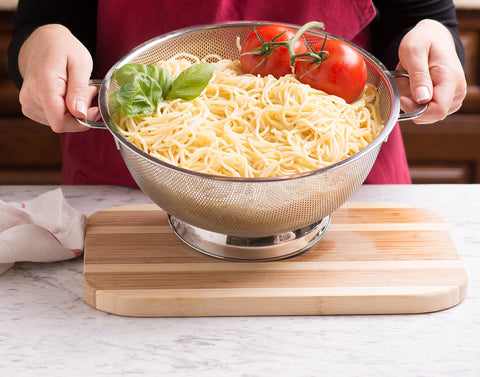 Bellemain colander base with stable draining ring for balance.