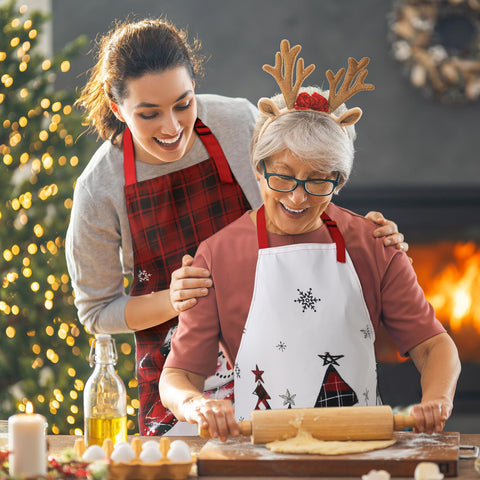 Bencailor 13-piece Christmas gift set with coordinated kitchen accessories.