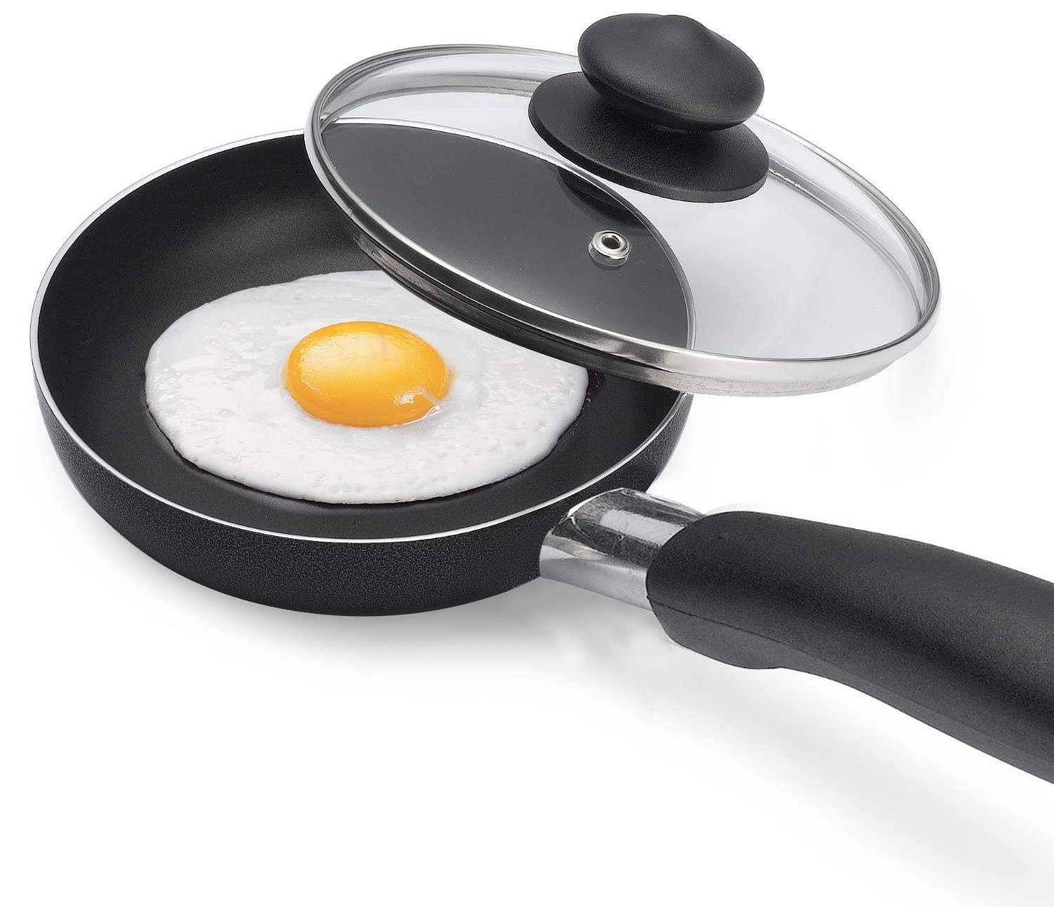 Bene Casa 6-inch frying pan stir fry vegetables scene highlighting healthy meals