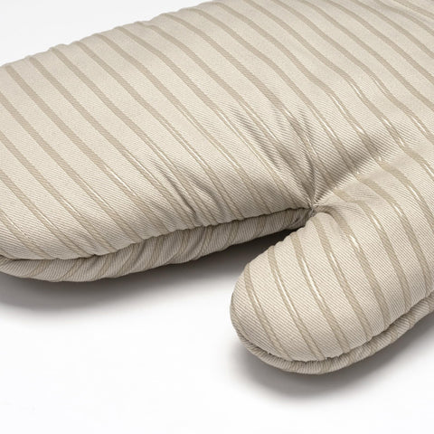 Beneno beige oven mitts add warm style while protecting hands.