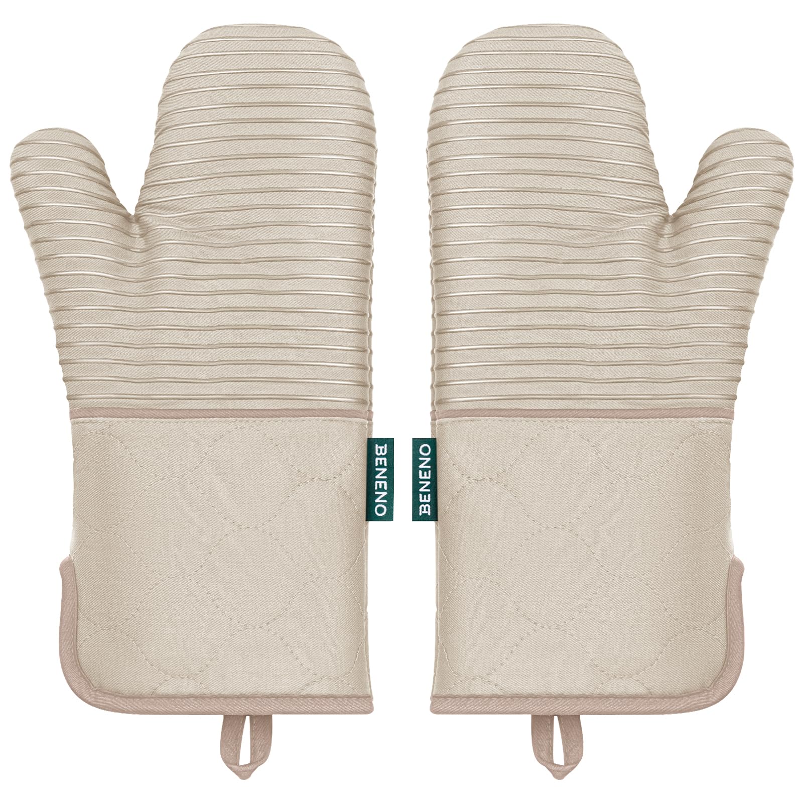 Beneno oven mitts, heat-resistant up to 500°F, for safe handling of hot pans.