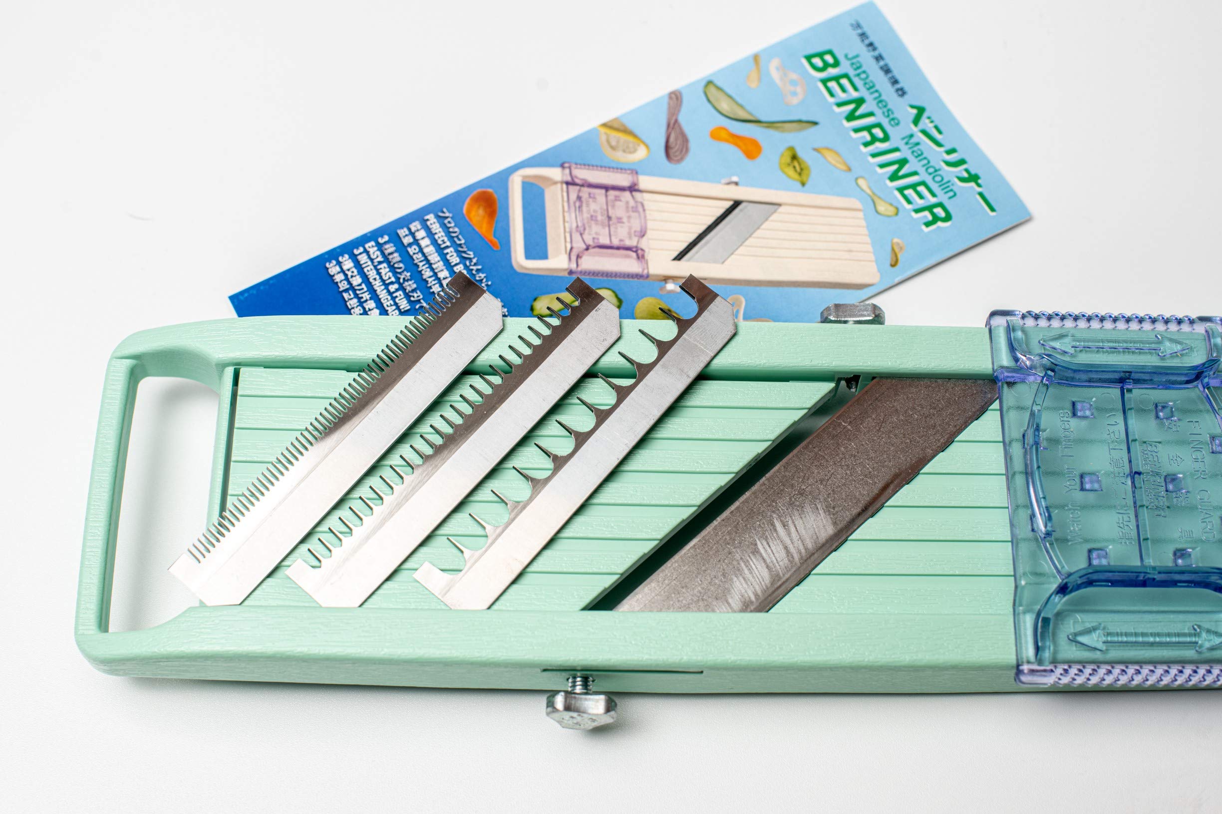 Benriner old-version coarse blades enable larger slice sizes for hearty prep.