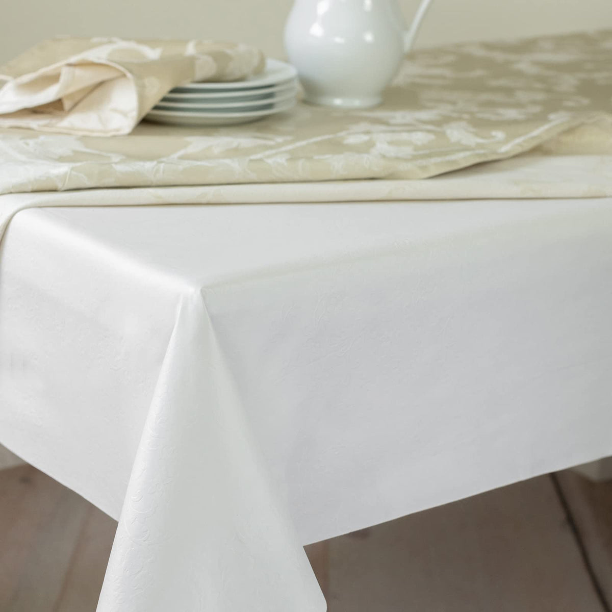 Benson Mills deluxe table pad top protects surfaces from spills and heat