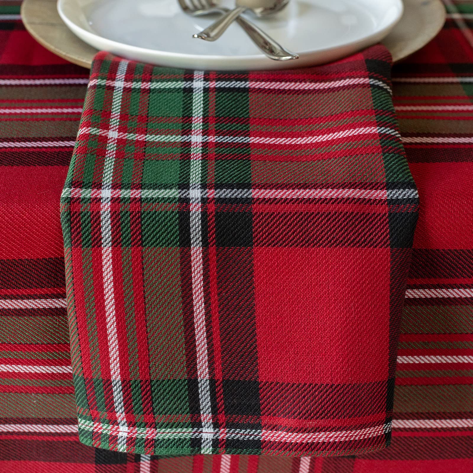 Table setting featuring Benson Mills plaid napkins for Christmas décor