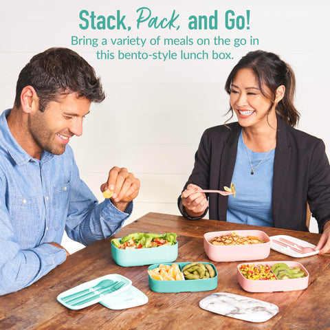 Bentgo Classic includes a removable utensil set for ready-to-use meals.