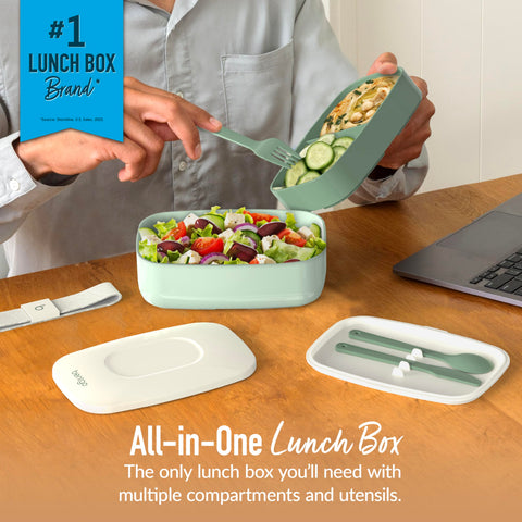Bentgo Classic three-compartment layout keeps portions organized.