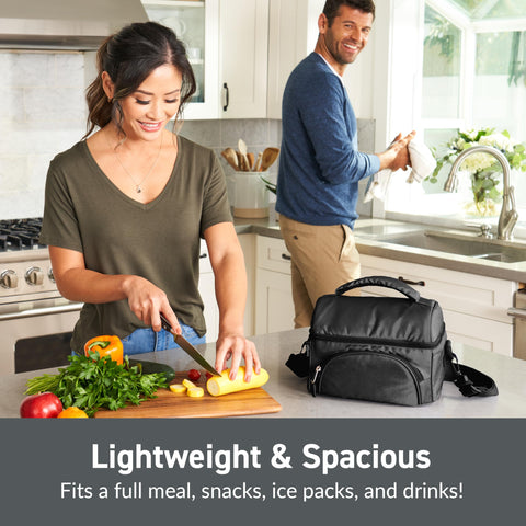 Bentgo Deluxe Lunch Bag insulation helping keep food warm or cool during transit