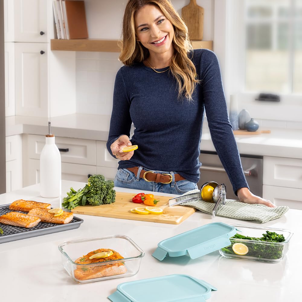 Bentgo Glass rectangle containers show crystal-clear borosilicate construction for portioned lunches.