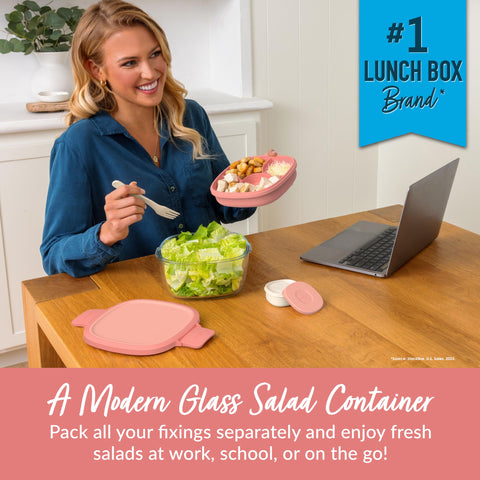 Bentgo Glass lid with locks preserving freshness during transport