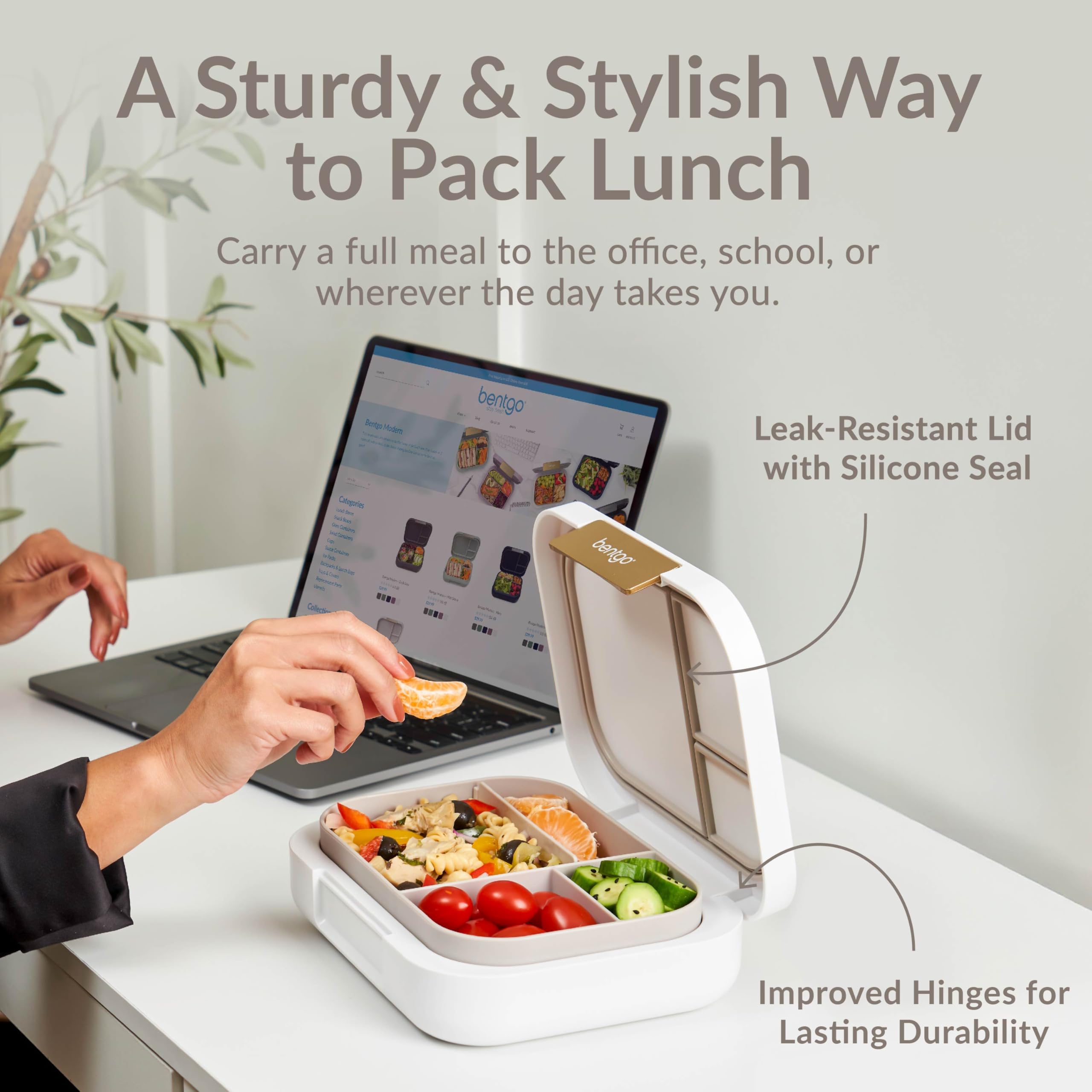 Removable divider highlights customizable 3- or 4-compartment layout for portion control