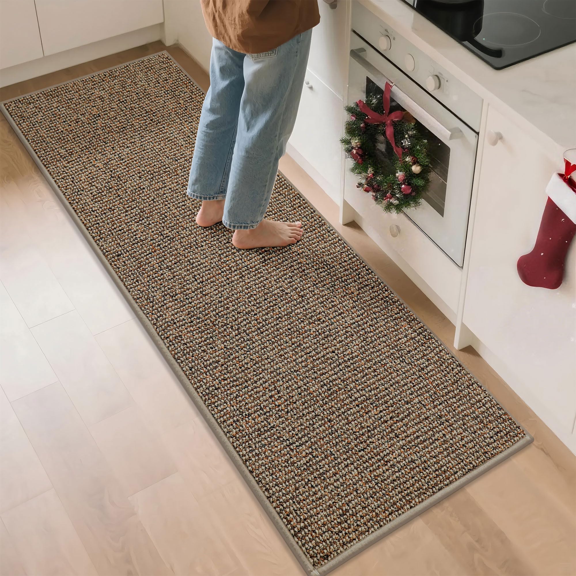BEQHAUSE kitchen runner absorbs spills and keeps floors dry