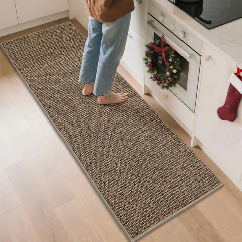 BEQHAUSE kitchen runner absorbs spills and keeps floors dry
