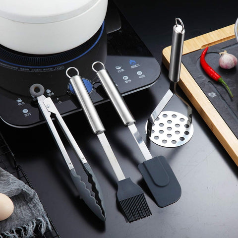 Berglander 12-piece utensil set egg whisk for light batter and airy mixtures.