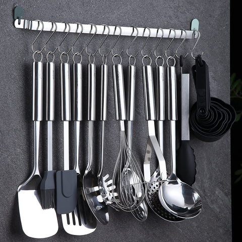 Berglander slotted turner in stainless steel for flipping with control.