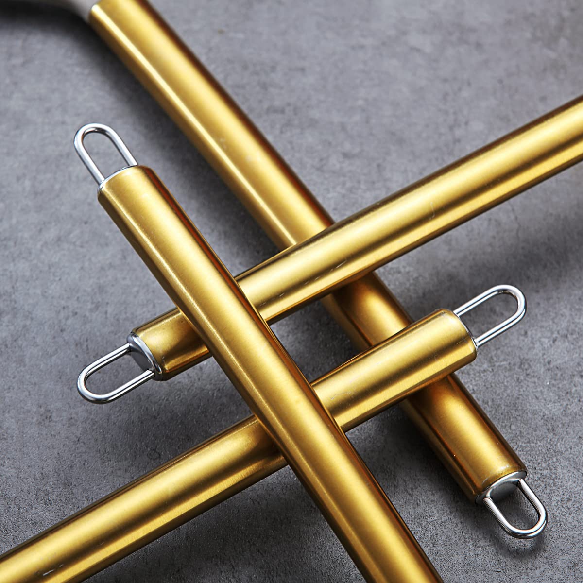 Berglander Gold stainless steel handles resist bending and rust over time.