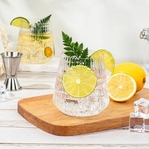 BESTSTAR durable clear plastic wine glasses suitable for reusable use after hand washing.