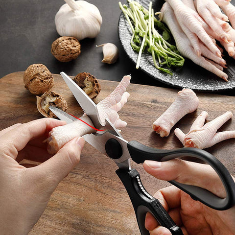 BestZMWK ergonomic handles for comfortable grip during prep