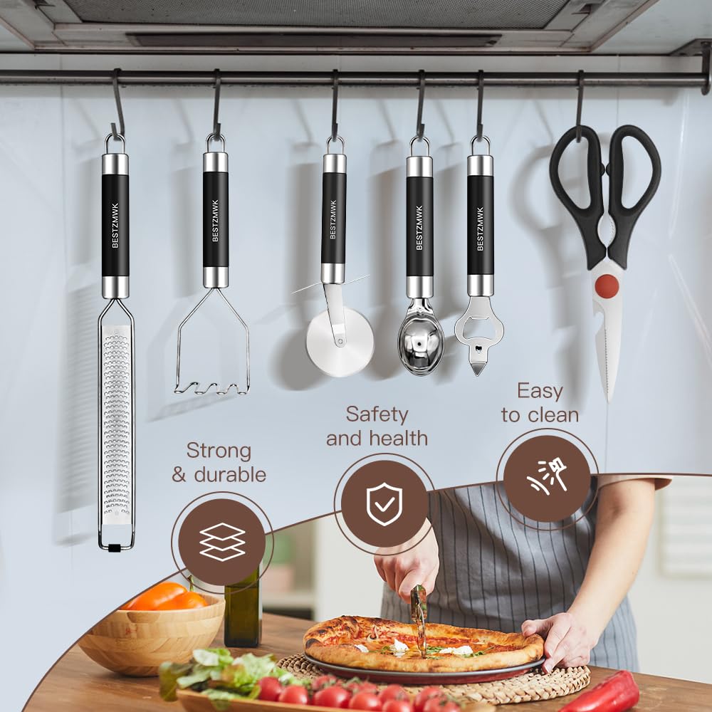 BESTZMWK Pasta server handles pasta without clumping.