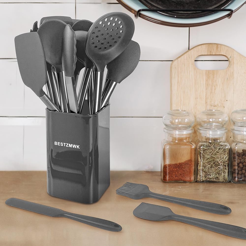 BESTZMWK slotted spatula for lifting foods without scratching coatings