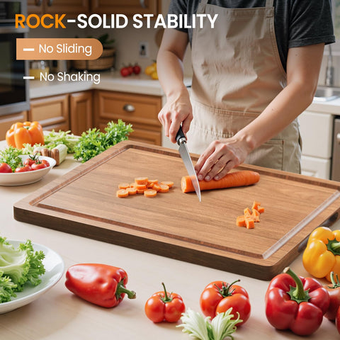 BETOLEAN acacia cutting board knife-friendly surface close-up for smooth slicing