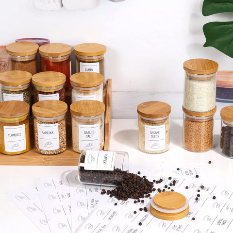 Betrome bamboo lids close-up highlighting odorless, durable design