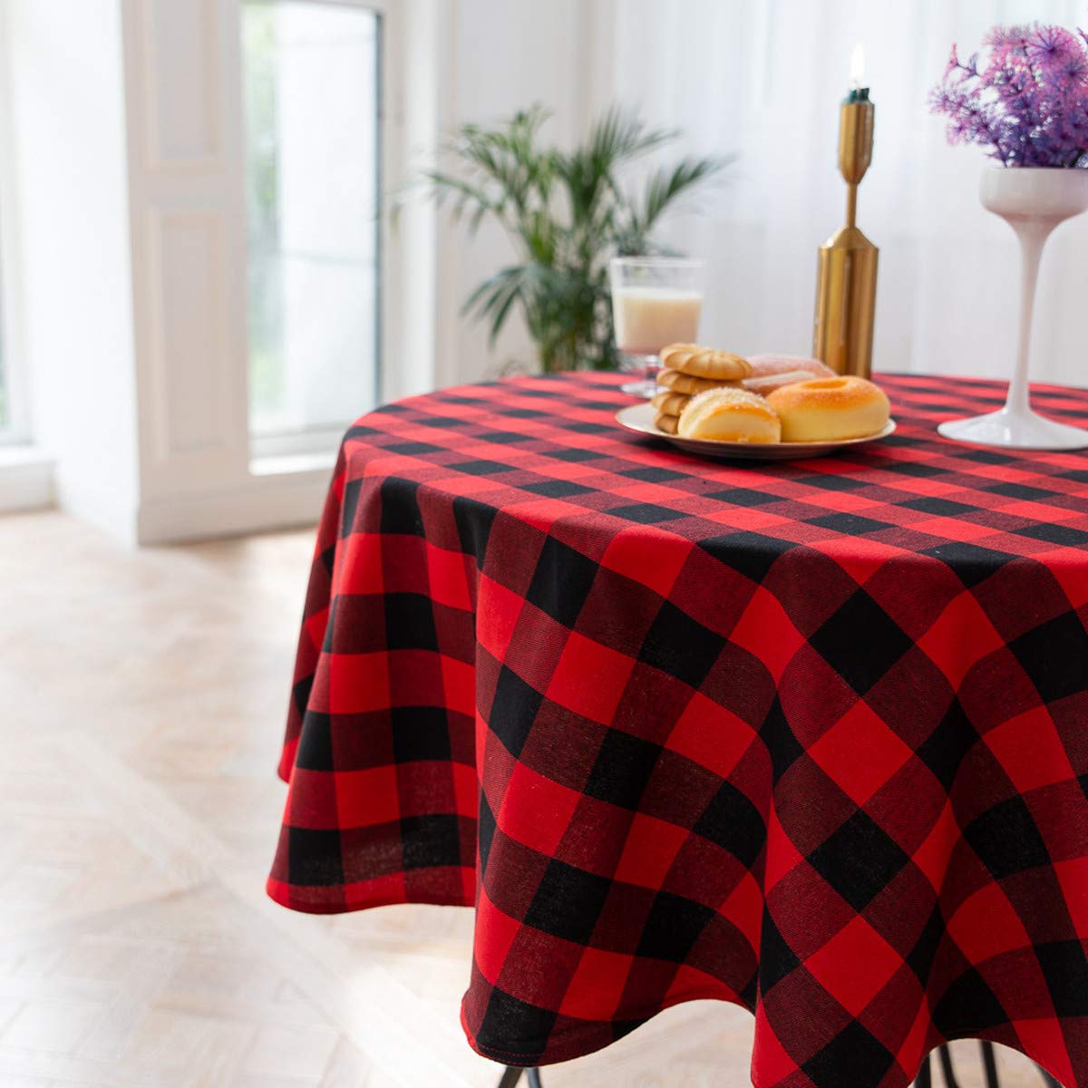 Bettery Home multipurpose tablecloth ideal for holidays and everyday meals.