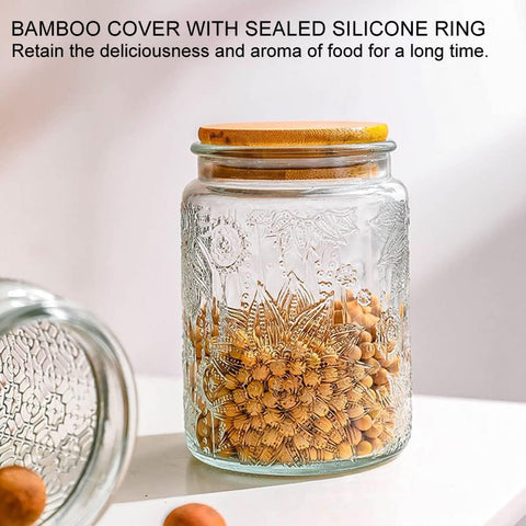 Bewave wide-mouth glass jar on kitchen counter for cereals.