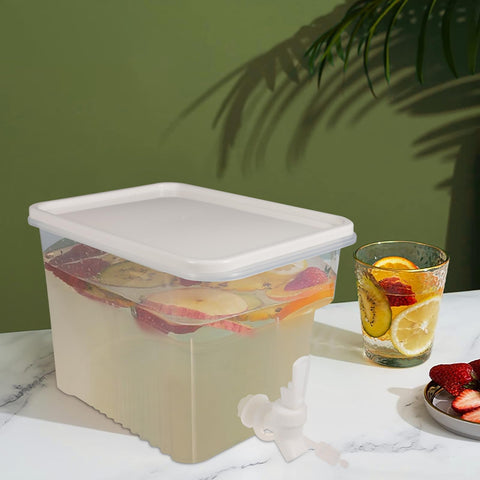 BEWBBAT 1.3 gallon capacity supports larger gatherings with convenient serving.