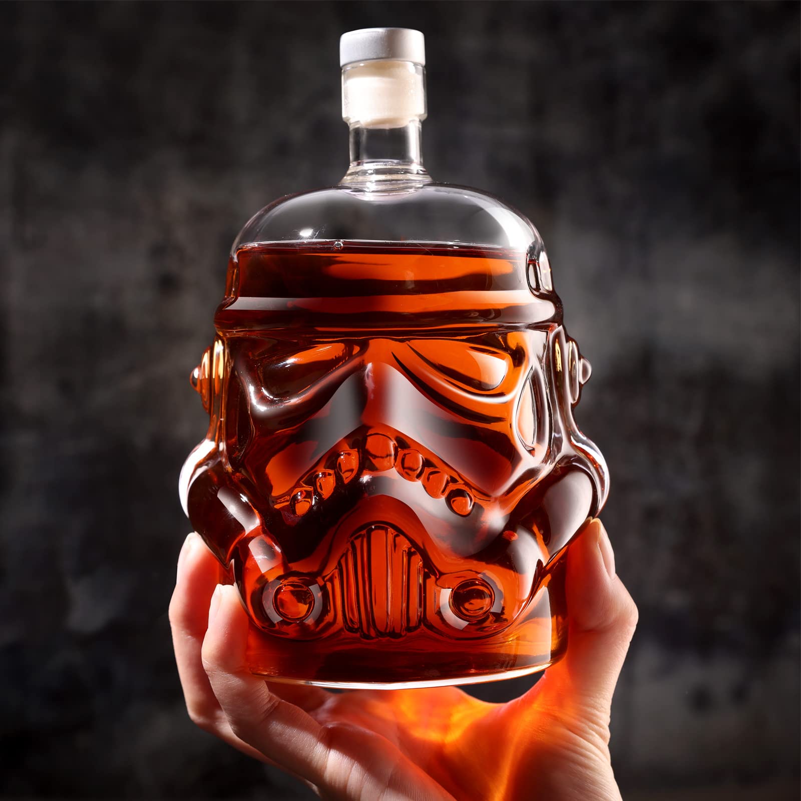 BEYOND MS 750ml capacity decanter ready for small gatherings.