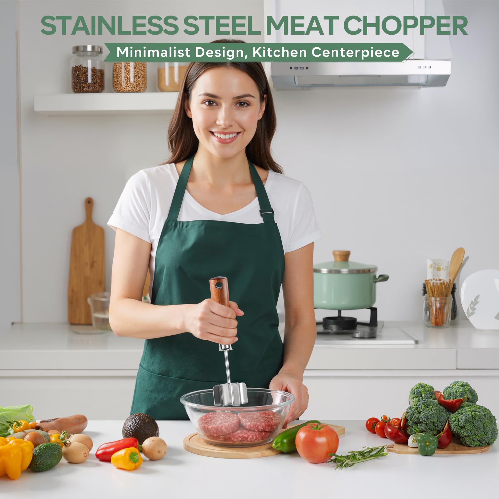 BGWARA meat masher with wooden handle for comfortable, controlled mashing.