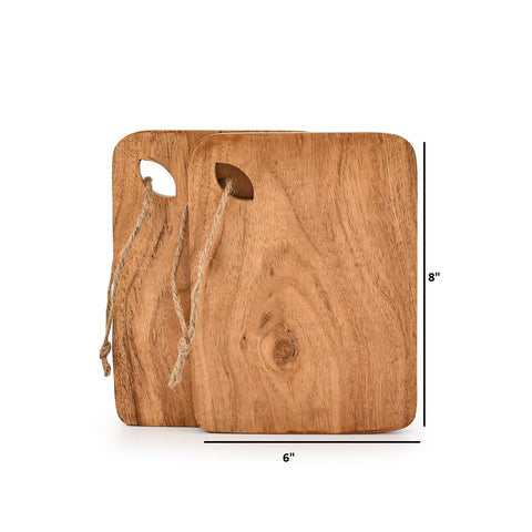 BHAVATU wood cutting board cleans quickly and wipes clean after use