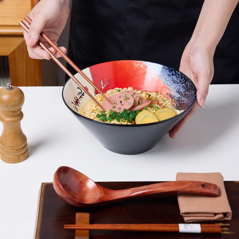 BICETTO large 60oz bowl highlighting premium restaurant-quality porcelain.