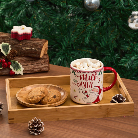 Bico matching cookie jar design complements the set