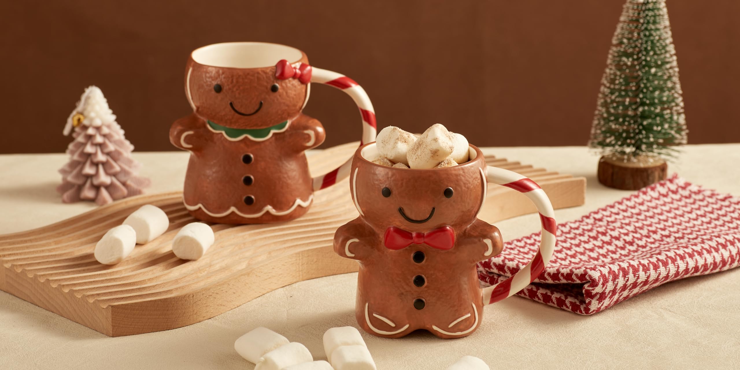 Bico Gingerbread Man mug in gift box, ready for gifting.