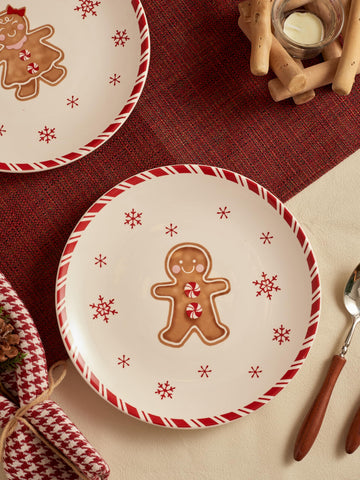 Microwave-safe Bico gingerbread-man plates for quick reheating