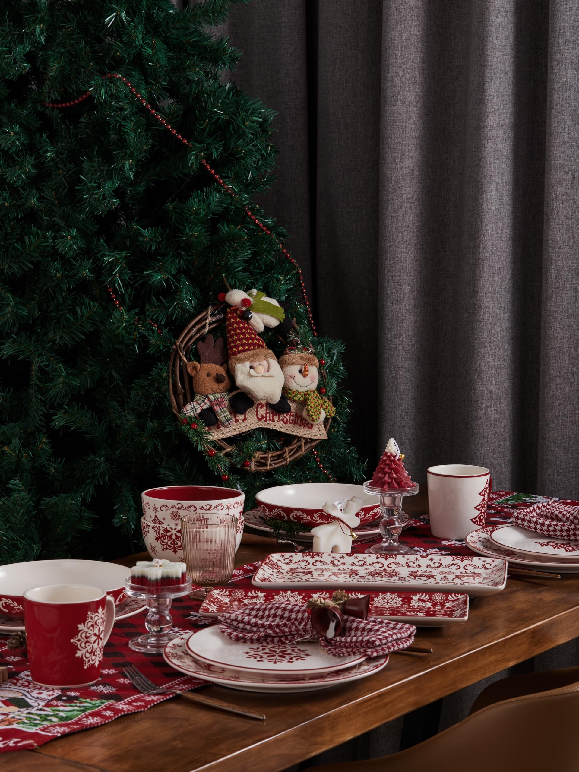 Bico Holly Jolly gift-ready packaging for a thoughtful seasonal present.