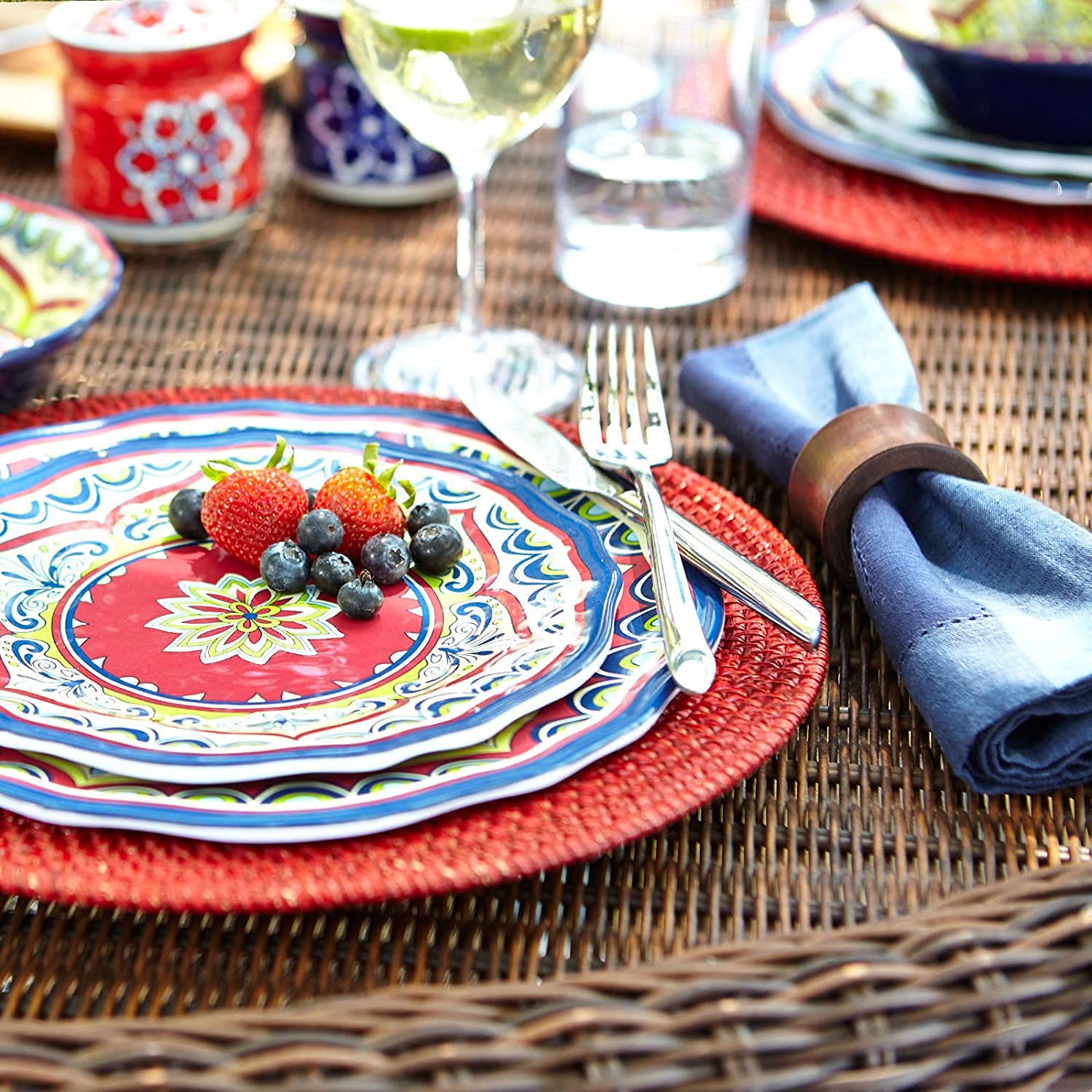 BIFFELY round wood band napkin ring suits formal or casual settings.