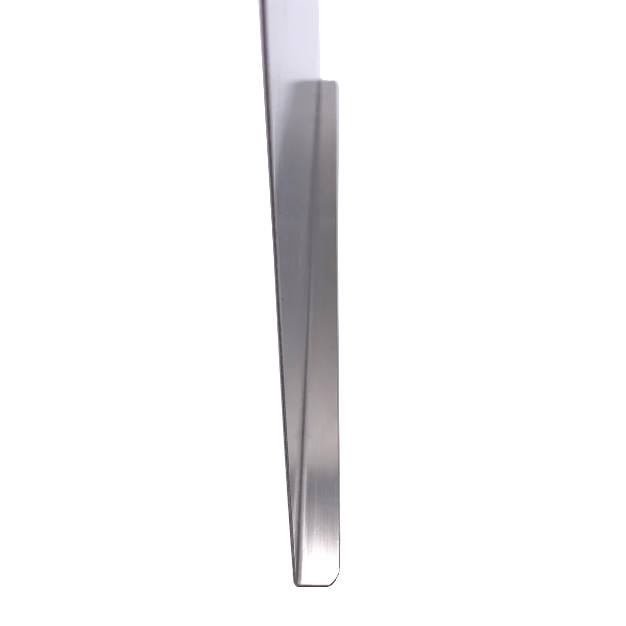 Billamb board for bread and baking offers ample space for slicing and prep