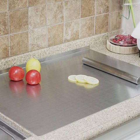 Billamb stainless steel surface is dishwasher-safe for quick cleaning