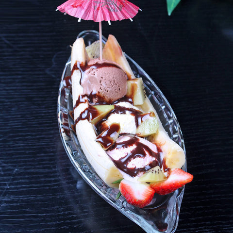Binsakao party dessert display draws attention with crisp clarity and modern design.