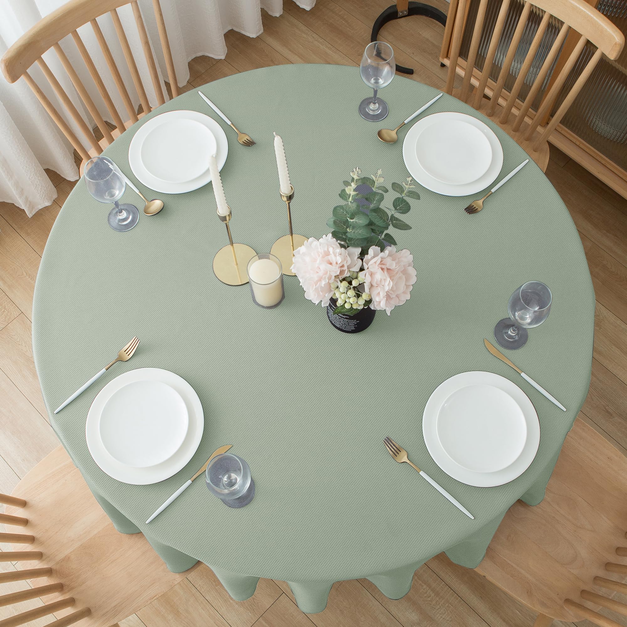 Biscaynebay easy-clean tablecloth ready to wipe away spills