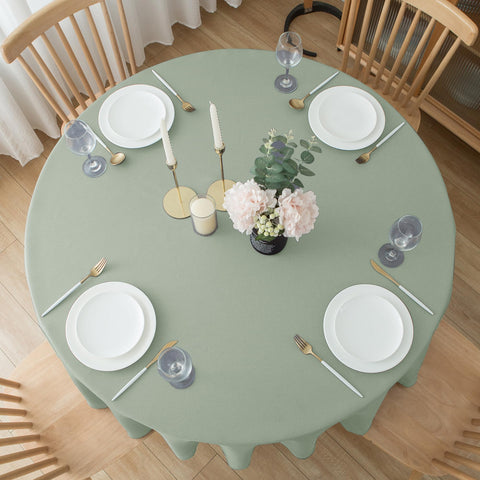 Biscaynebay easy-clean tablecloth ready to wipe away spills