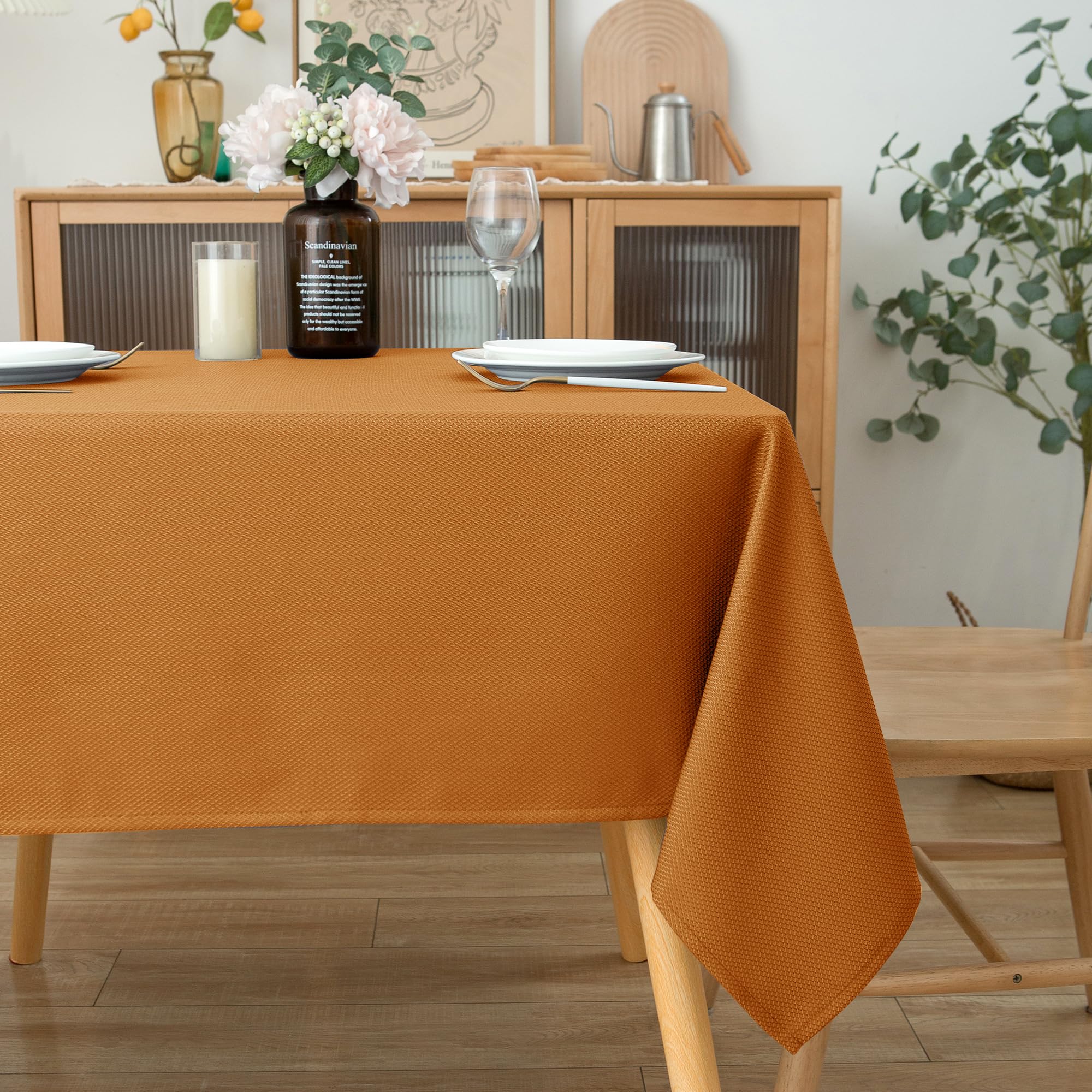 Biscaynebay durable polyester fabric ensures long-lasting use.