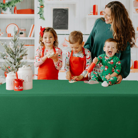 Biscaynebay water-resistant tablecloth beads liquids for quick cleanup