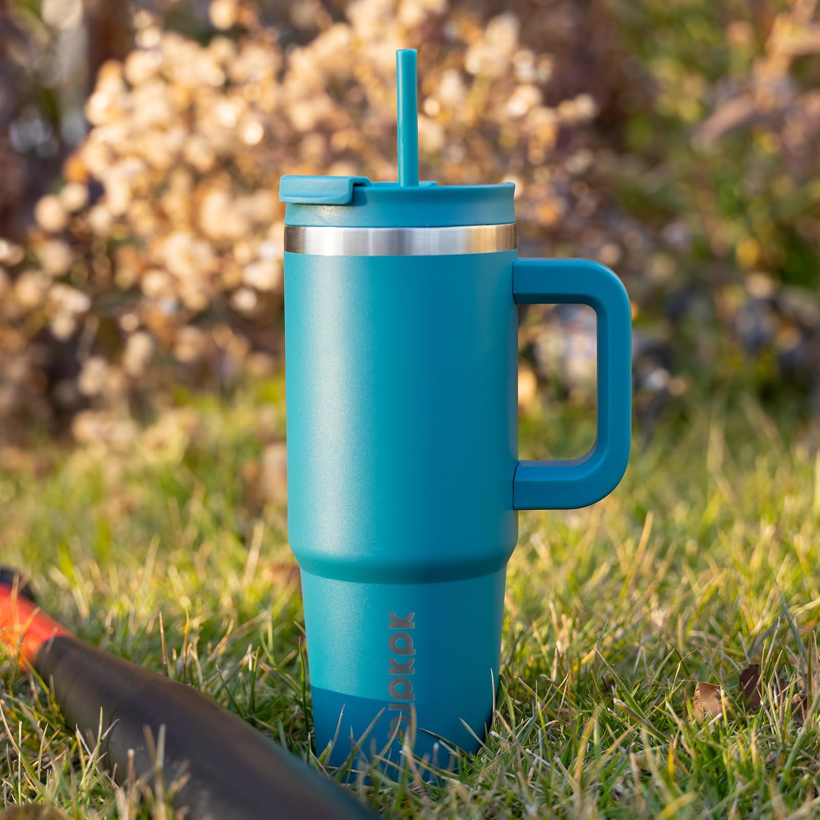 BJPKPK sip-design lid supports hot sip or straw for cold drinks