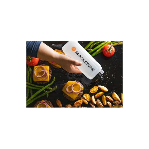Blackstone squeeze bottle designed for durable heat resistance during cooking.
