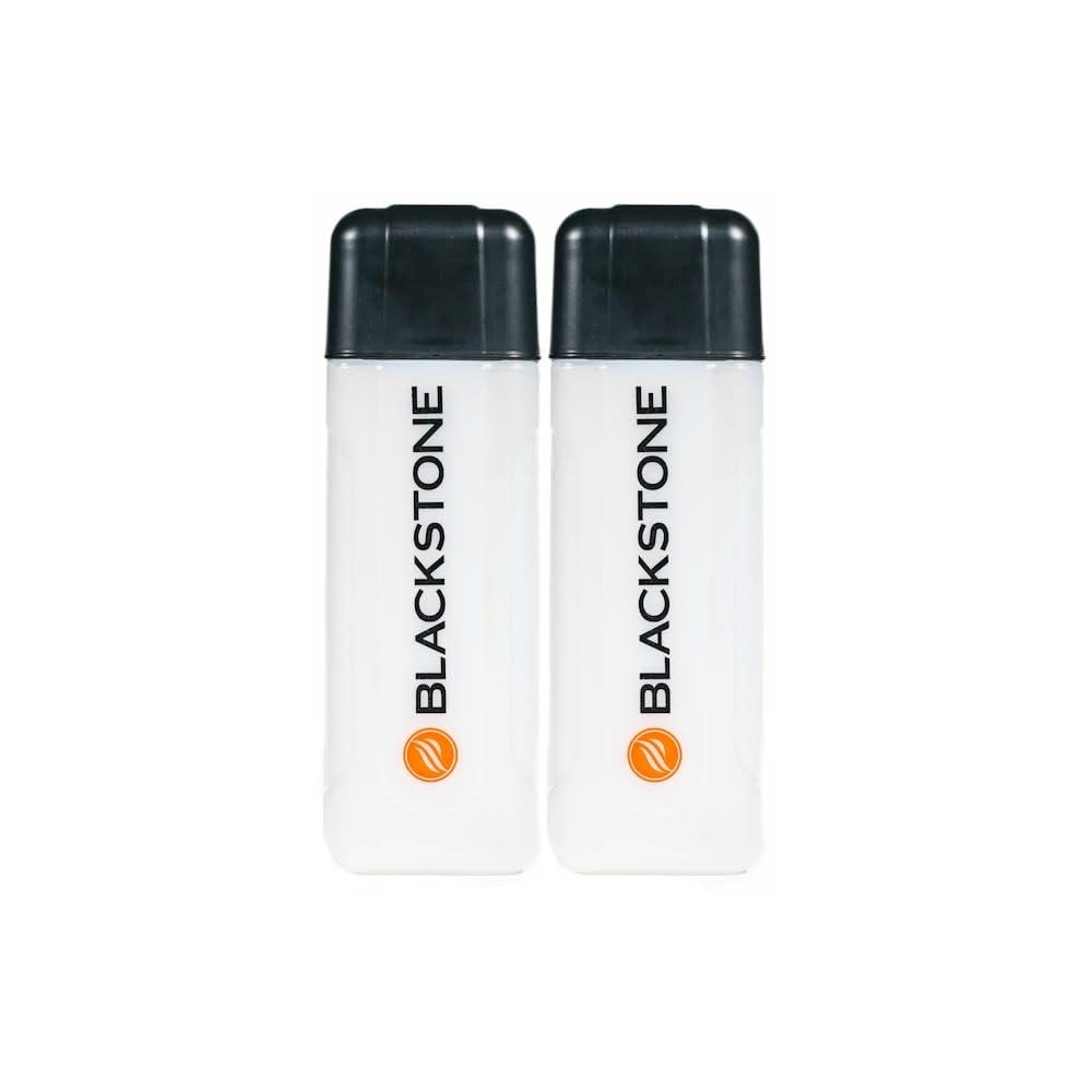 Blackstone squeeze bottle for gas grills with precise pour control.