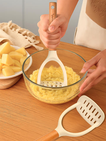 Blithely pasta spoon for scooping and draining pasta with ease.