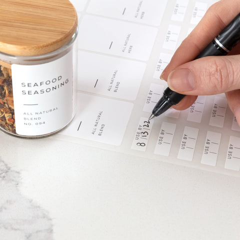 Bloomondo kitchen display elevates spice organization and aesthetics