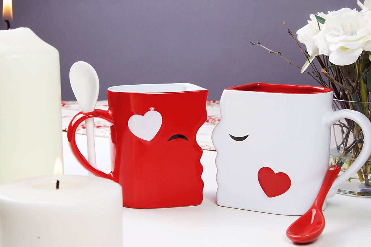 Blu Devil Kissing Mugs come in a gift-ready box for Valentine’s or anniversaries